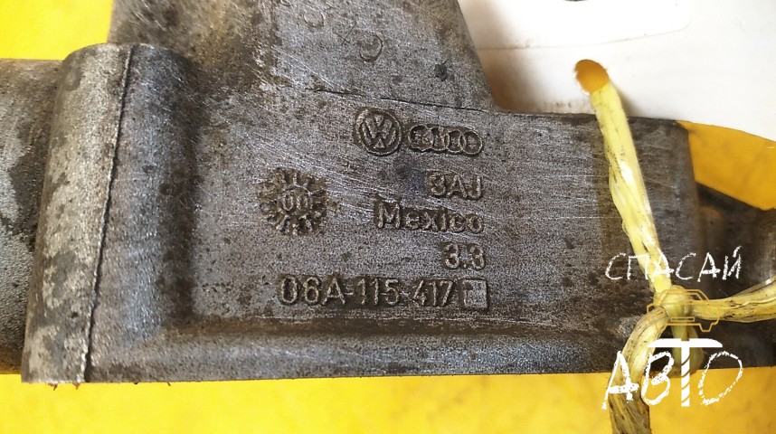 Skoda Octavia (A5 1Z-) Кронштейн масляного фильтра  - OEM 06A115417