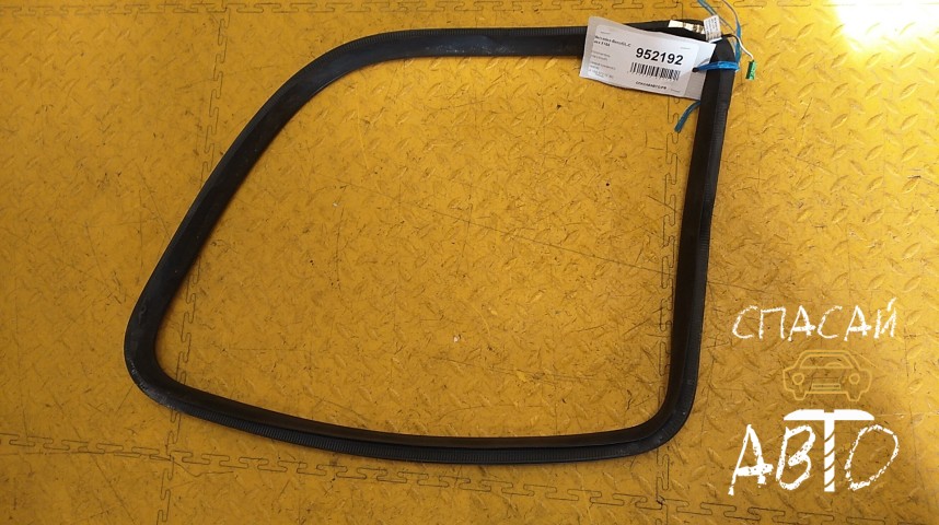 Mercedes-Benz GL-Class X164 Уплотнитель (наружный) - OEM A1646701339