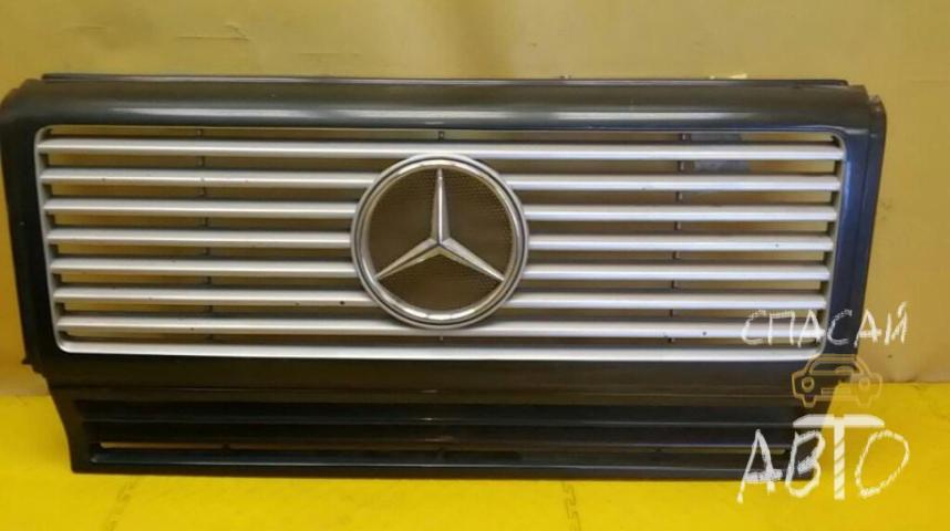 Mercedes-Benz W463 G-klasse Решетка радиатора