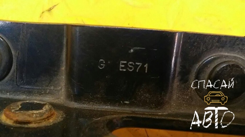 Peugeot 407 Петля багажника - OEM 8613A1
