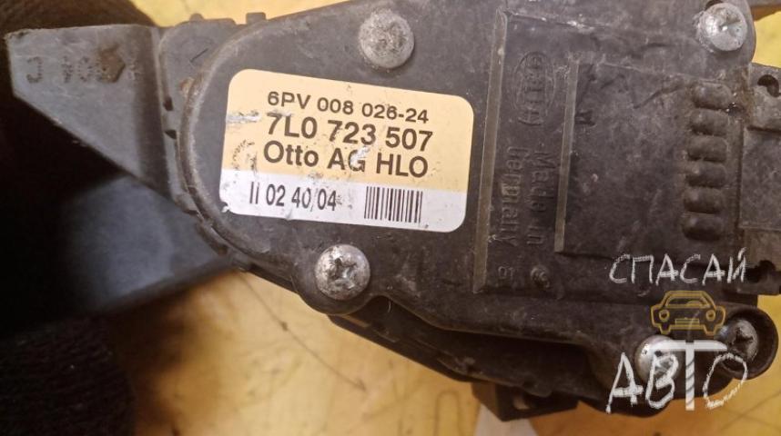 Audi Q7 (4L) Педаль газа