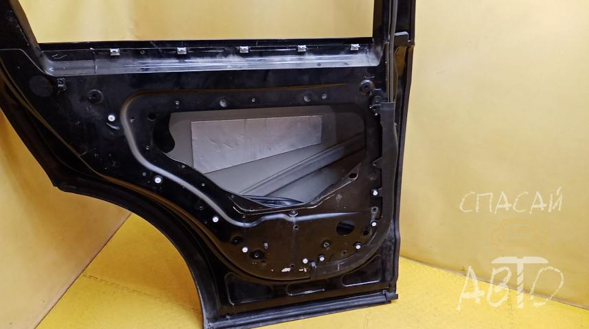 Land Rover Range Rover IV Дверь задняя левая