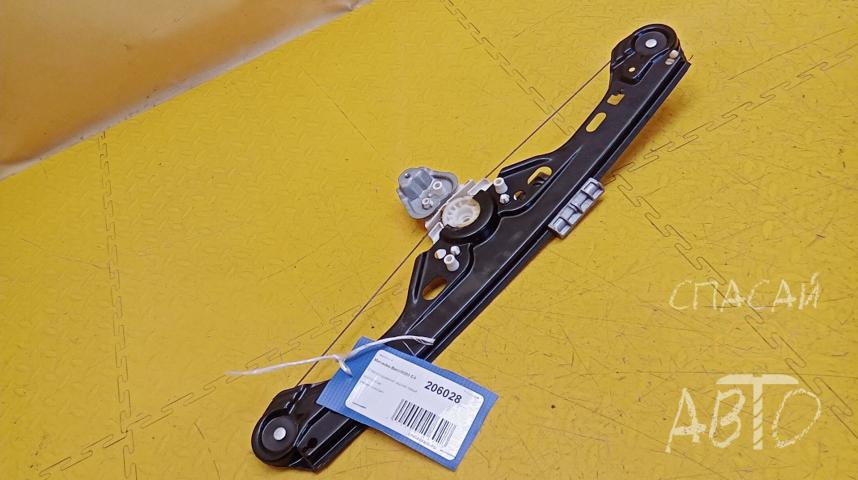 Mercedes-Benz W203 С-klasse Стеклоподъемник задний левый