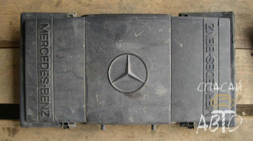 Mercedes-Benz W124 Накладка декоративная