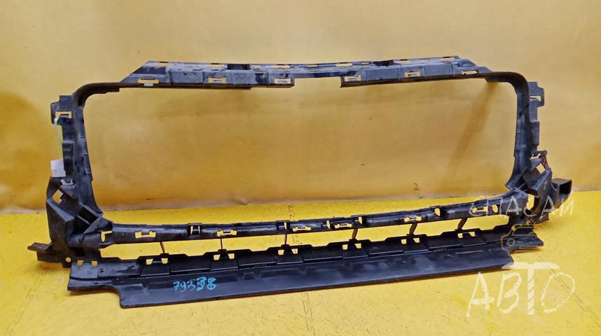 Mercedes-Benz W463 G-klasse Решетка радиатора