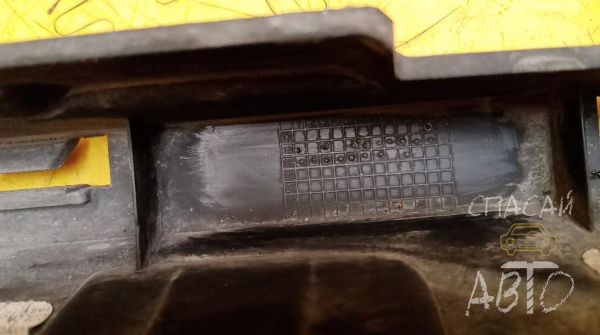 Mercedes-Benz W463 G-klasse Решетка радиатора