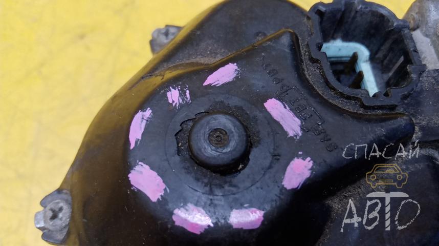 Nissan Primera P12E Моторчик стеклоочистителя передний