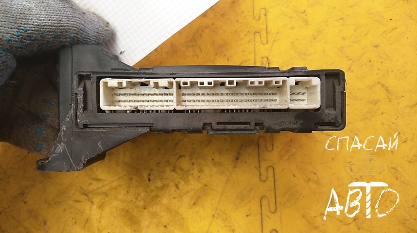 Toyota Auris (E15) Блок электронный - OEM 8865002430