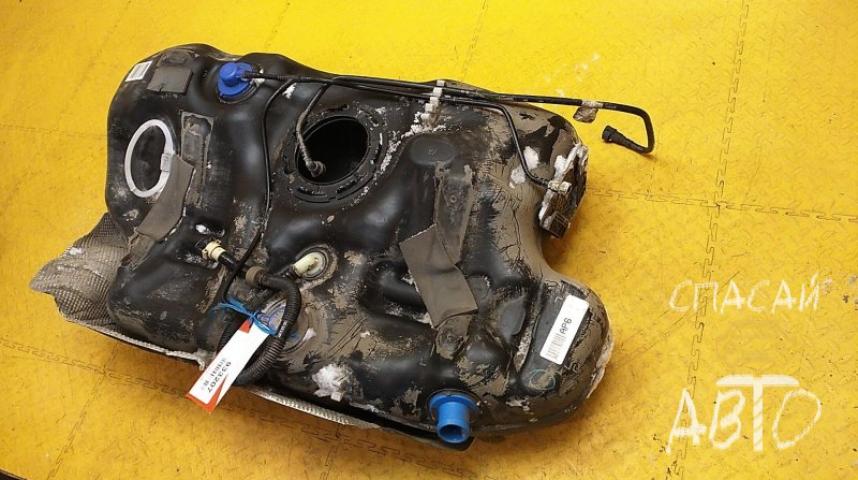 Opel Astra J Бак топливный