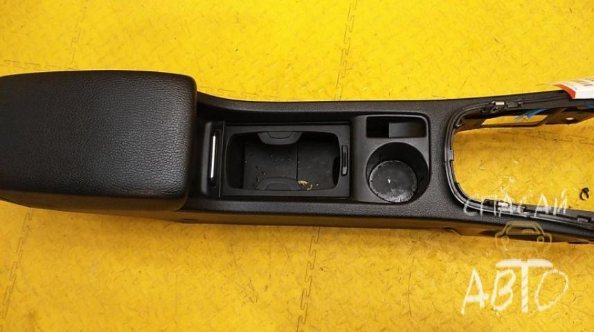 Opel Astra J Консоль