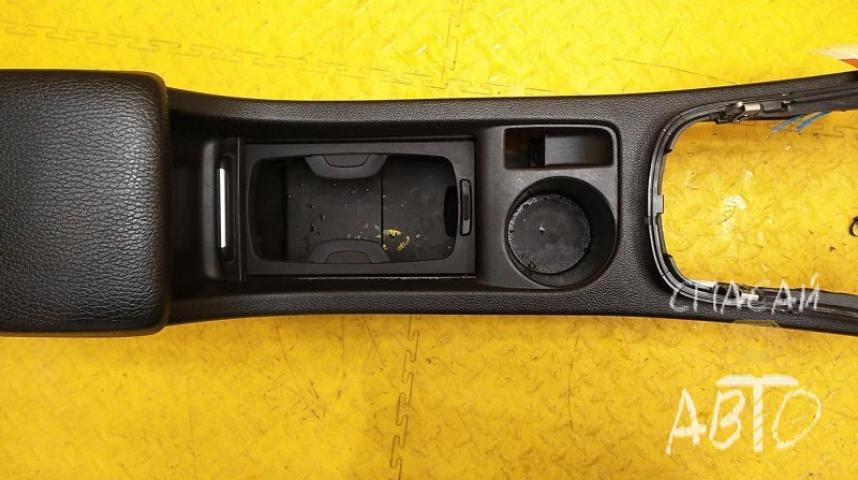 Opel Astra J Консоль