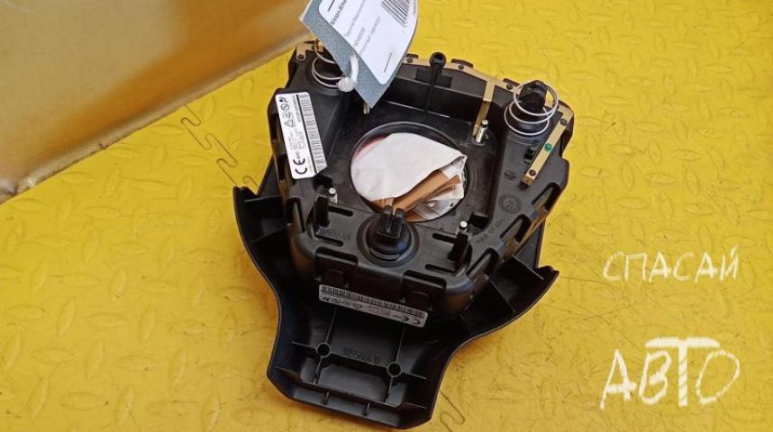 Nissan Almera N16 Подушка безопасности в рулевое колесо