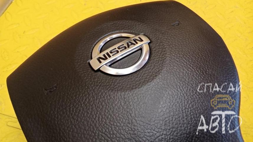 Nissan Almera N16 Подушка безопасности в рулевое колесо
