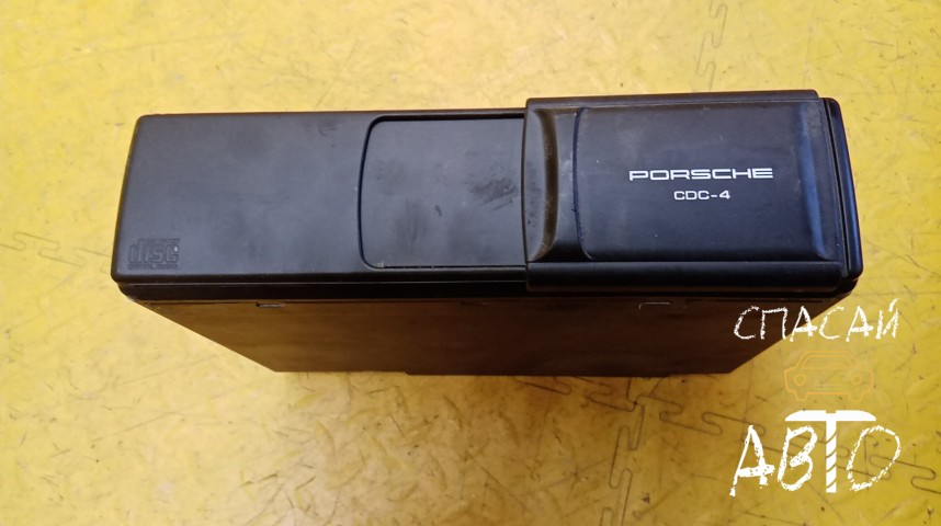 Porsche Cayenne Чейнджер компакт дисков - OEM 7L5035111A
