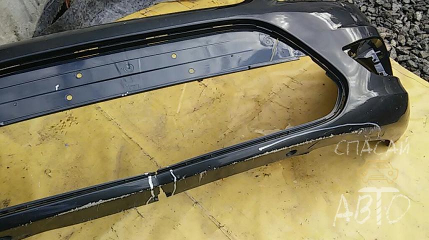 Ford Focus II Бампер передний