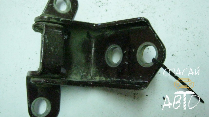 Mazda 3 (BL) Петля двери задней левой нижняя - OEM D46173240B