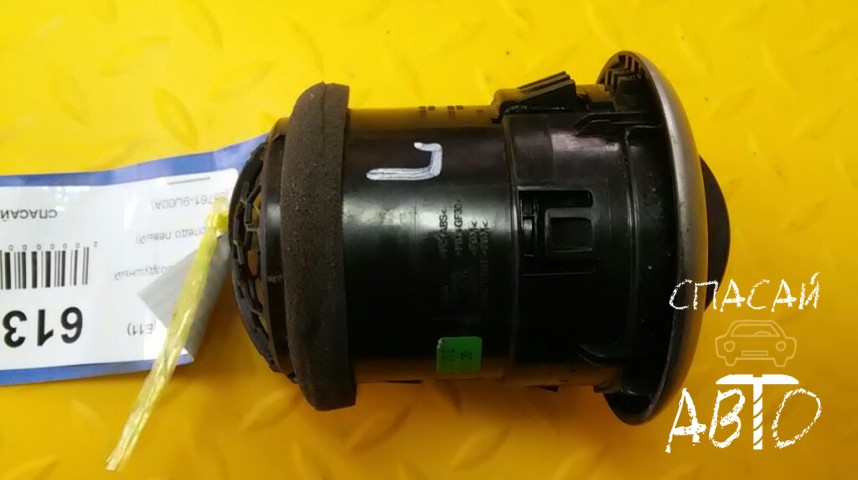 Nissan Note (E11) Дефлектор воздушный - OEM 687619U00A