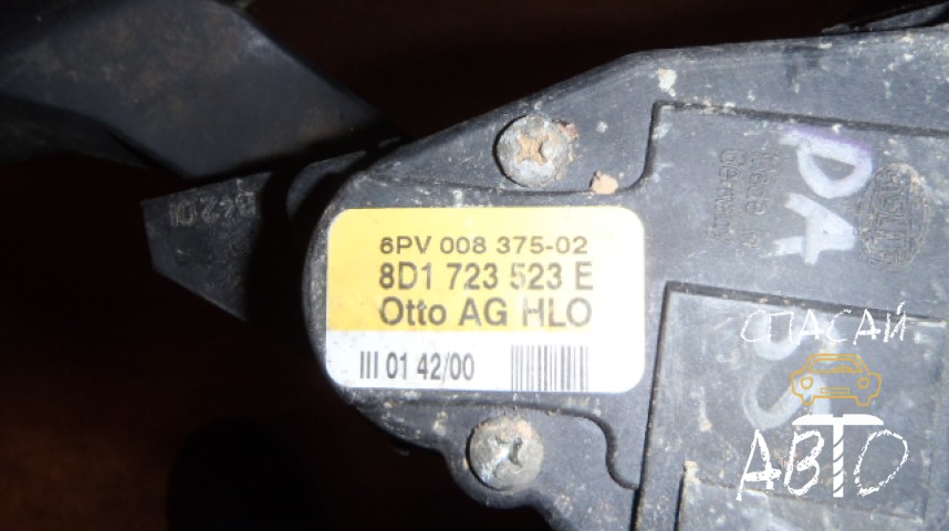 Volkswagen Passat (B5) Педаль газа - OEM 8D1723523E