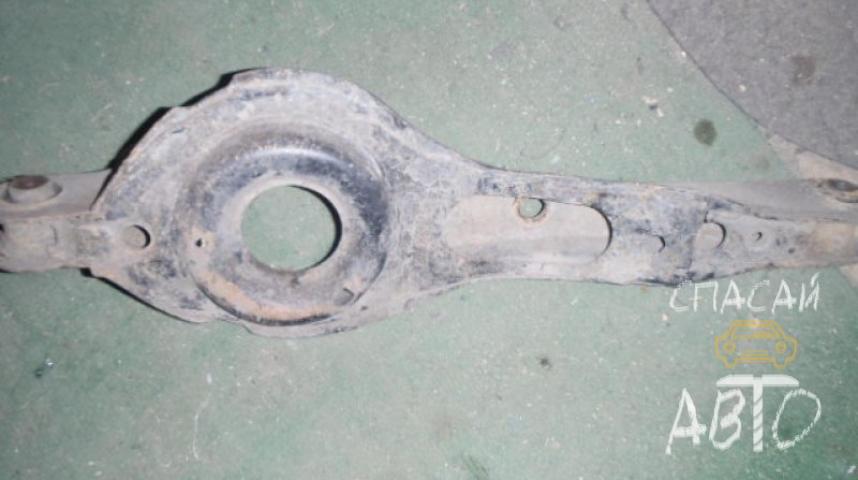 Mazda 3 (BK) Рычаг задний