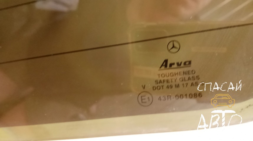 Mercedes-Benz W463 G-klasse Стекло заднее - OEM A4637400257