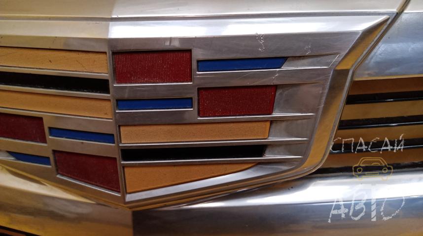 Cadillac Escalade IV Решетка радиатора