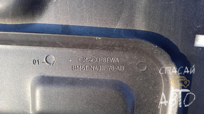 Ford Focus III Дверь багажника