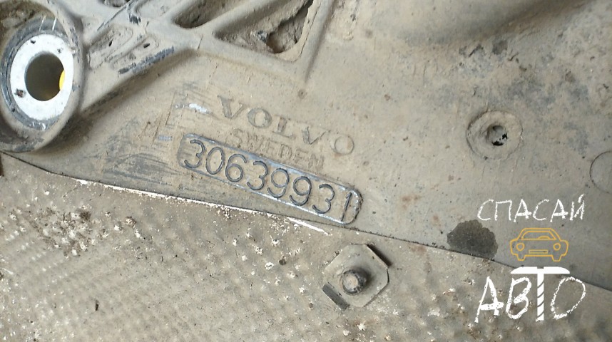 Volvo XC70 Cross Country Кронштейн двигателя - OEM 30639931