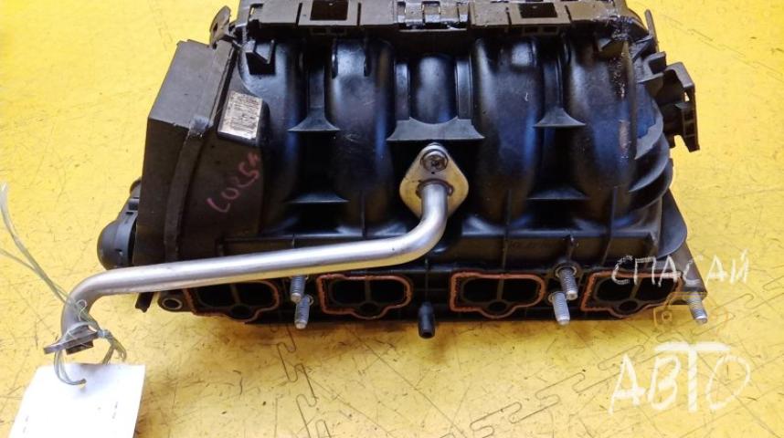Opel Corsa C Коллектор впускной