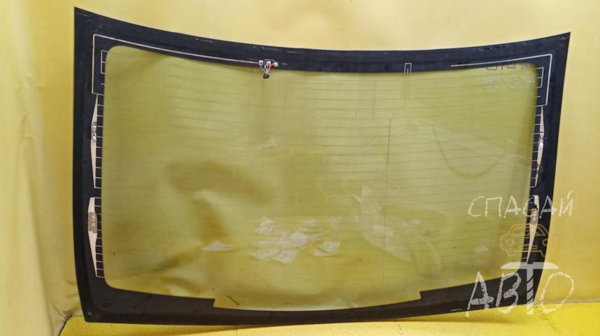 Mercedes-Benz W218 CLS Стекло заднее