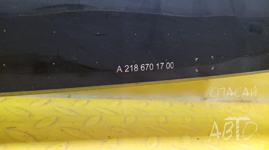 Mercedes-Benz W218 CLS Стекло заднее