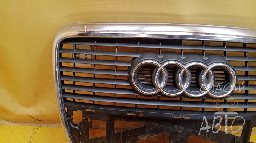 Audi A6 (C6,4F) Решетка радиатора