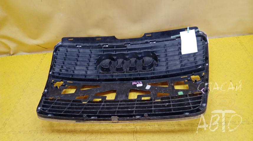 Audi A6 (C6,4F) Решетка радиатора