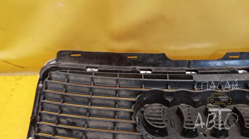 Audi A6 (C6,4F) Решетка радиатора