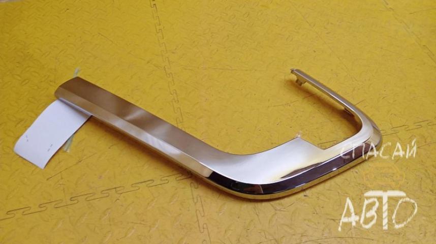 VAZ X-Ray Накладка переднего бампера