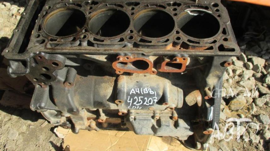 Audi A4 (B8) Блок цилиндров ДВС