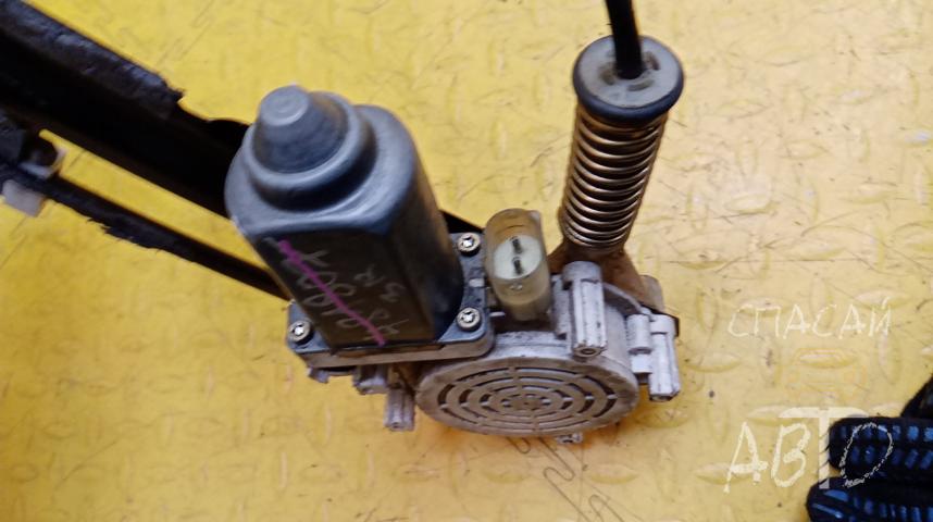 BMW 5-серия E39 Стеклоподъемник задний правый