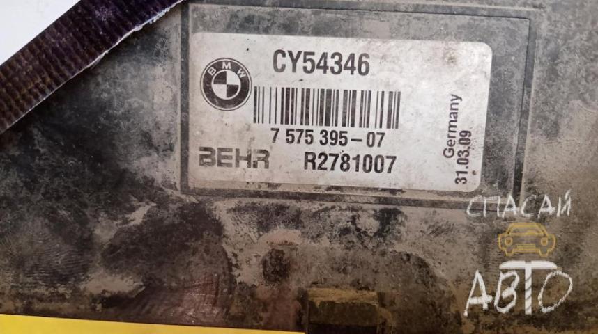 BMW 7-series F01,F02 Воздуховод радиатора