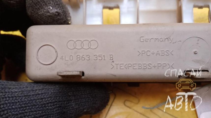 Audi Q7 (4L) Бардачок