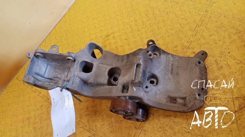 Nissan Almera (G15) Кронштейн генератора - OEM 688304373R