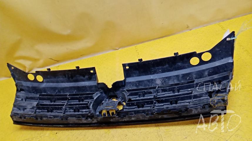 Volkswagen Tiguan Решетка радиатора