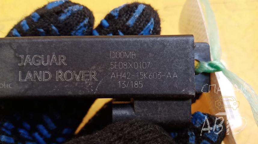 Land Rover Range Rover IV Антенна