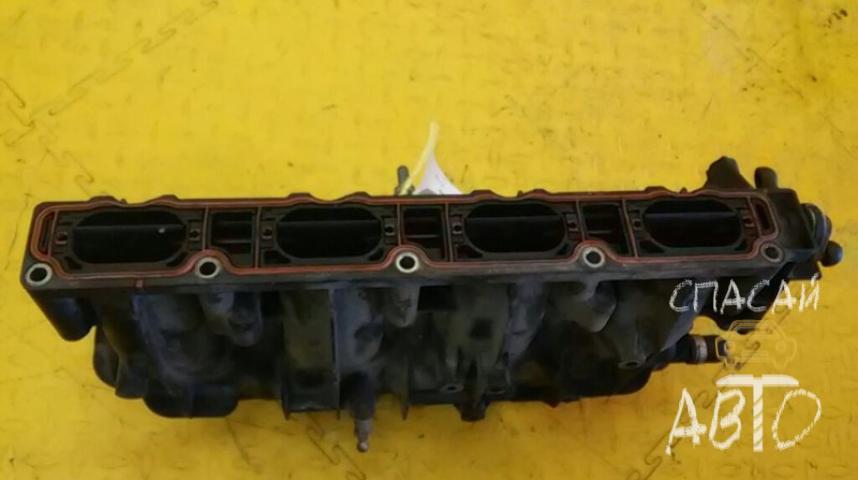 Audi A6 (C4) Коллектор впускной