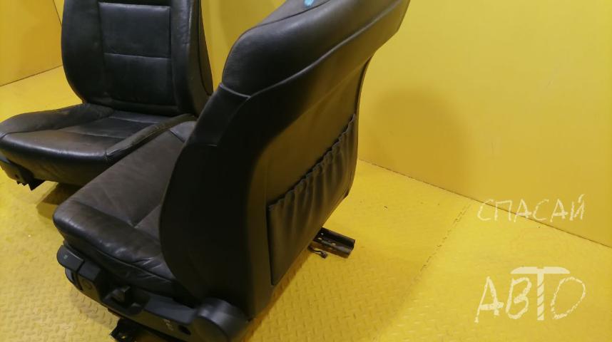 BMW 5-серия E60/E61 Сиденья (комплект)