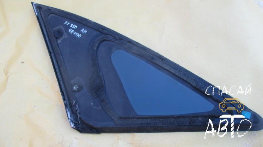 Infiniti FX (S50) Стекло кузовное глухое правое - OEM 83300CG000