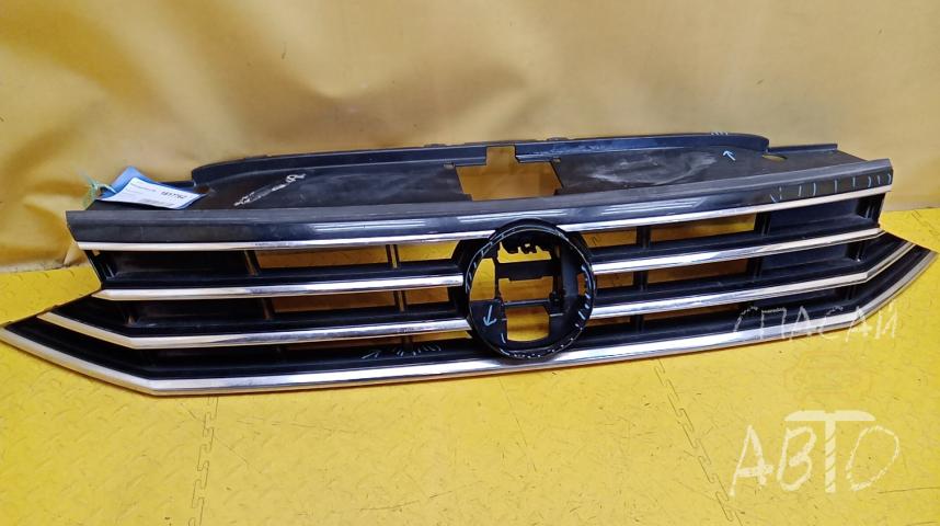 Volkswagen Passat (B8) Решетка радиатора
