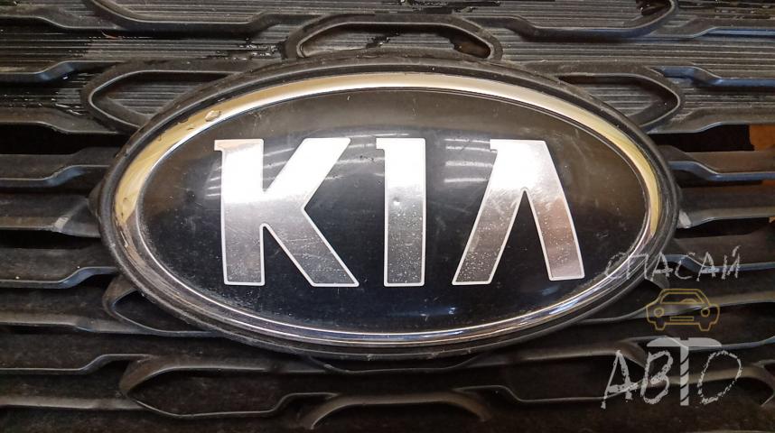 KIA Sorento II Решетка радиатора
