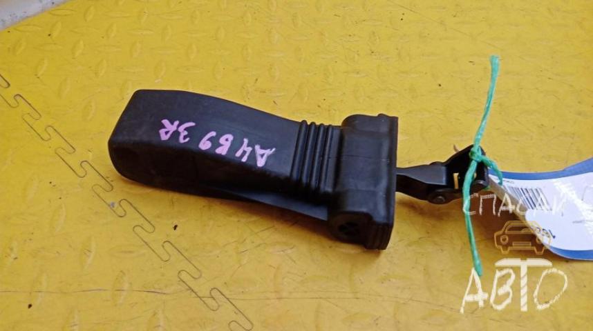 Audi A4 (B5) Ограничитель двери