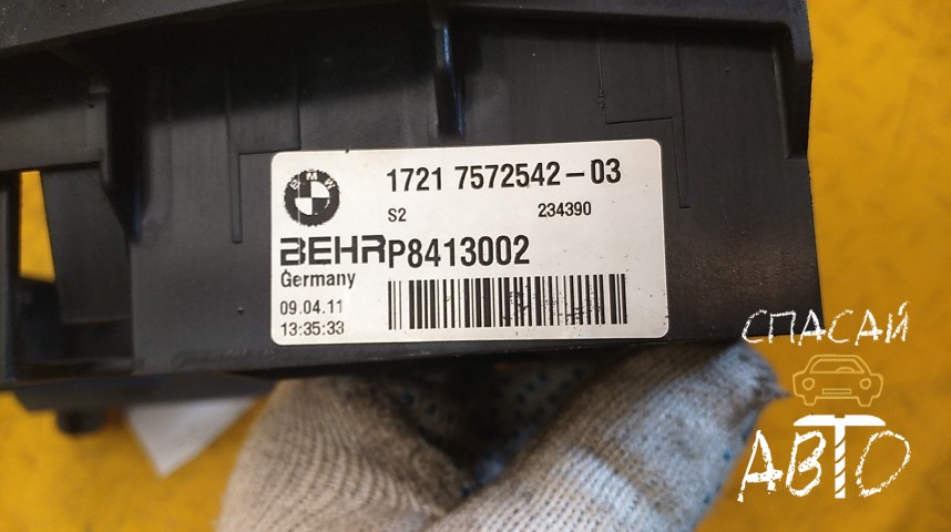 BMW 7-серия F01/F02 Диффузор вентилятора - OEM 17107572543