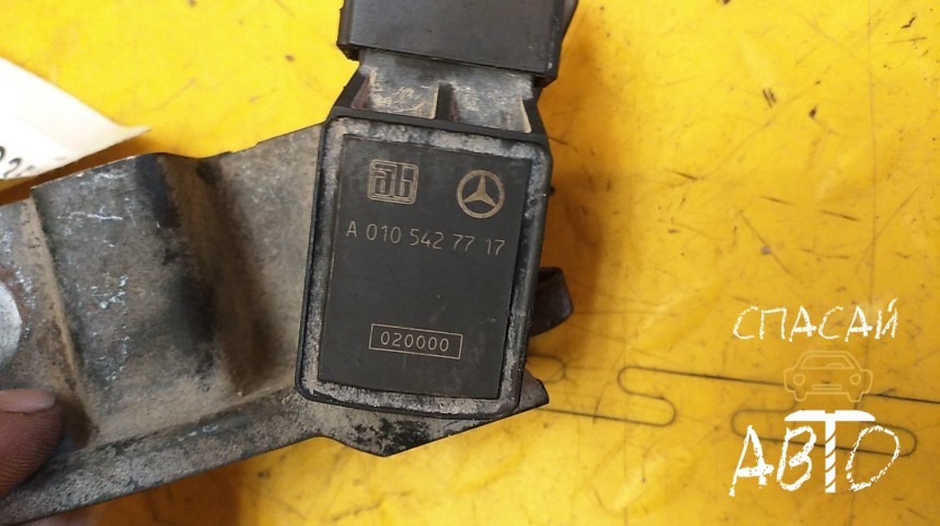 Mercedes-Benz W251 R-klasse Датчик регулировки дорож. просвета - OEM A0105427717