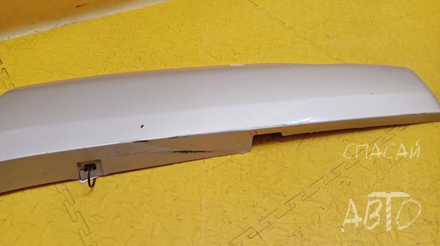 KIA Sportage II Накладка крыла